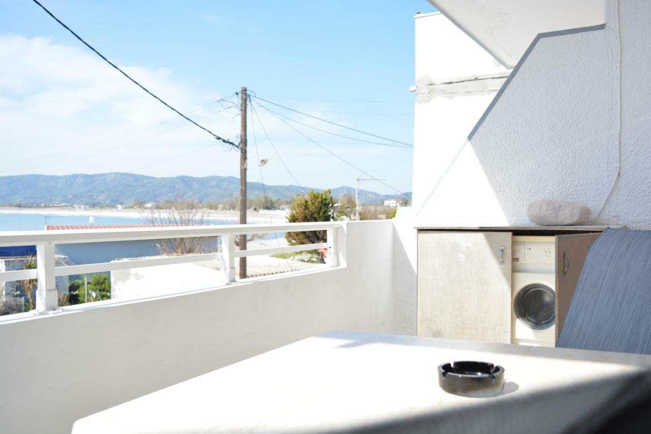 Giannis Apartment,Charaki Exterior foto