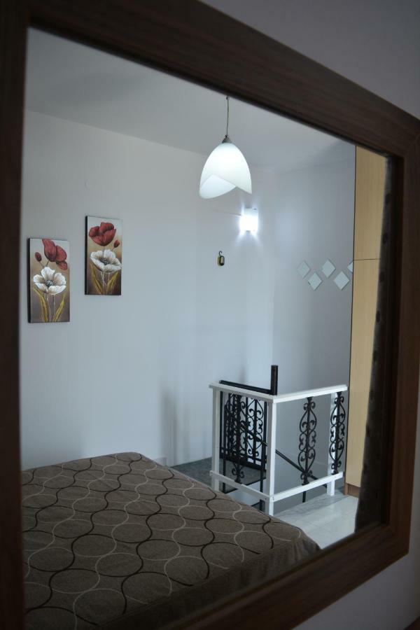 Giannis Apartment,Charaki Exterior foto